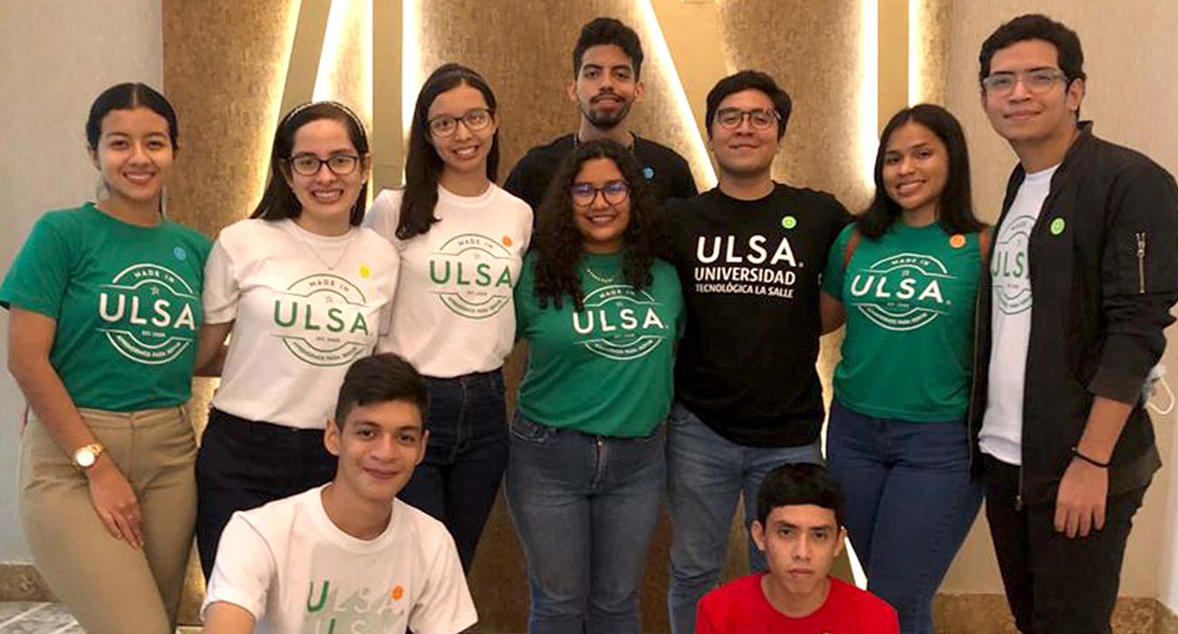 Estudiantes de ULSA que participaron en el programa Aula BID